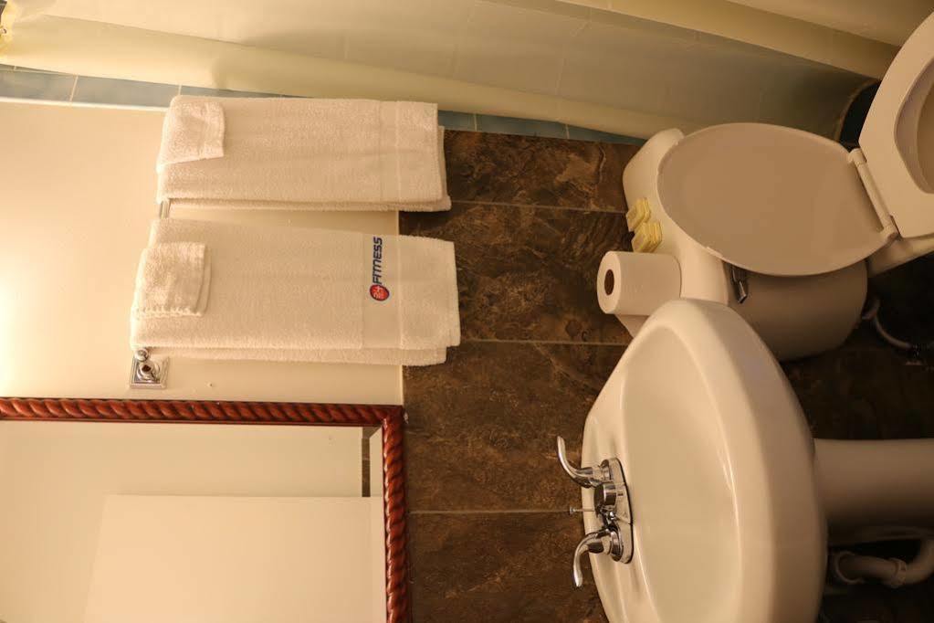 أوك لاون Miami Inn & Suites المظهر الخارجي الصورة